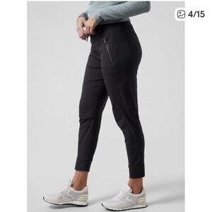 Athleta Trekkie North Black Pants Women’s Size 8
